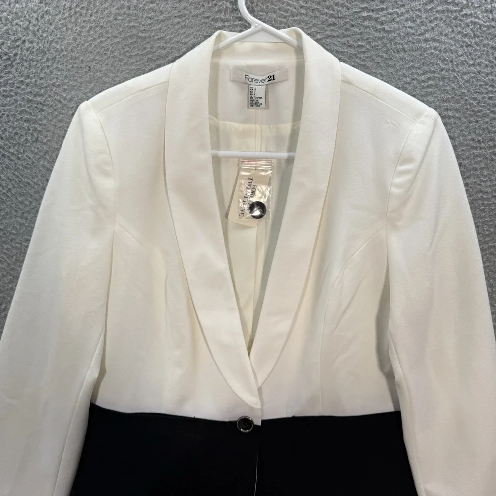 Forever 21 Jacket Womens Large White Black Blazer Coat Mature Career Wear NEW‎